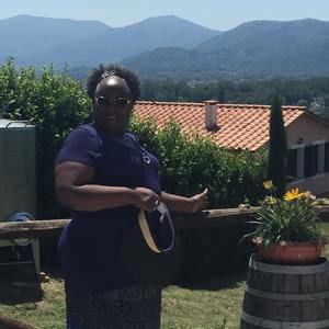 Meet your Posher, Helen